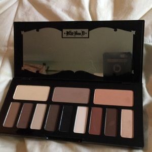 Kay Von D eyeshadow pallet NEW